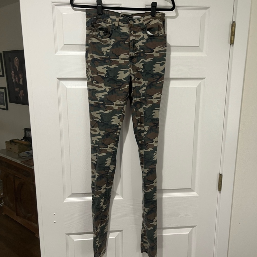 ALLOY Camouflage Skinny Pants